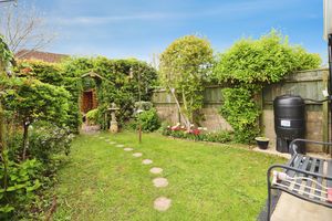 Photo 16- click for photo gallery